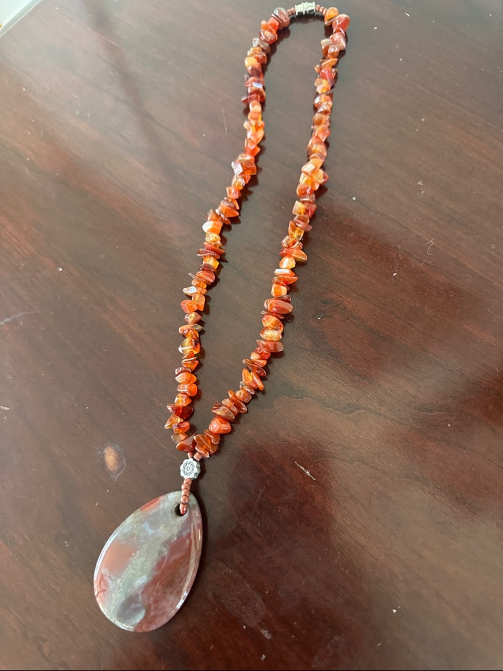 Vintage 18" Carnelian Agate Teardrop Pendant Necklace With Chip‎ Beads
